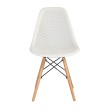 Стул пластиковый Eames DSW GRID белый